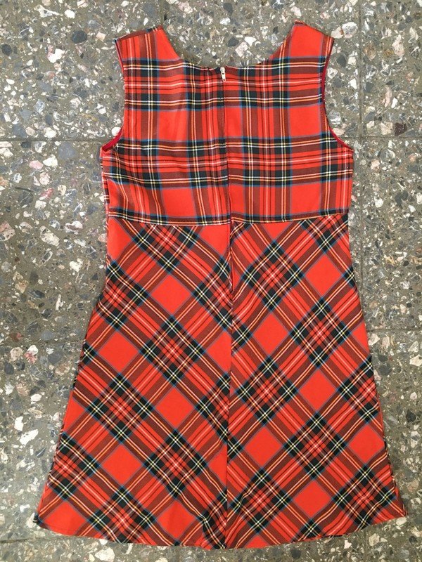 Karo-kleid mit ausgestelltem Rock von H&M