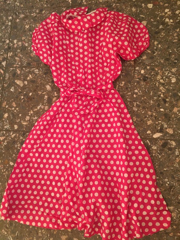 Kleid aus Baumwolle mit Puffärmeln