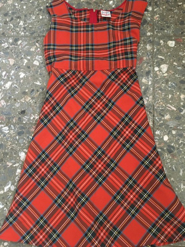 Karo-kleid mit ausgestelltem Rock von H&M