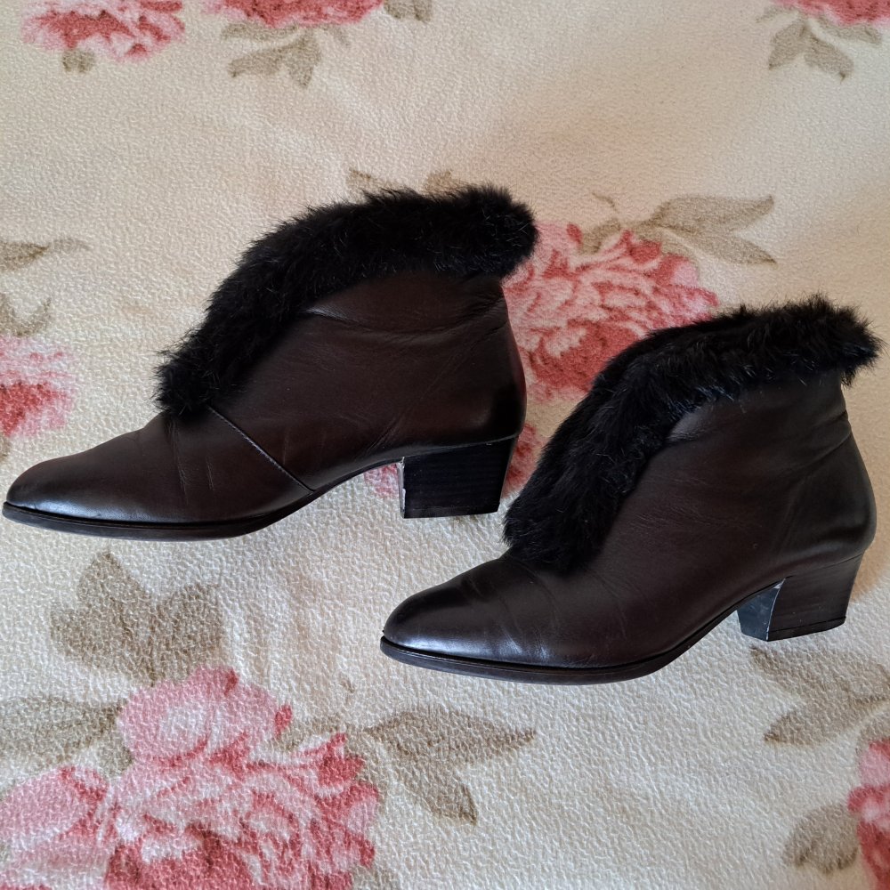 elegante Stiefeletten Leder schwarz Gr. 4 / 37 * kaum getragen