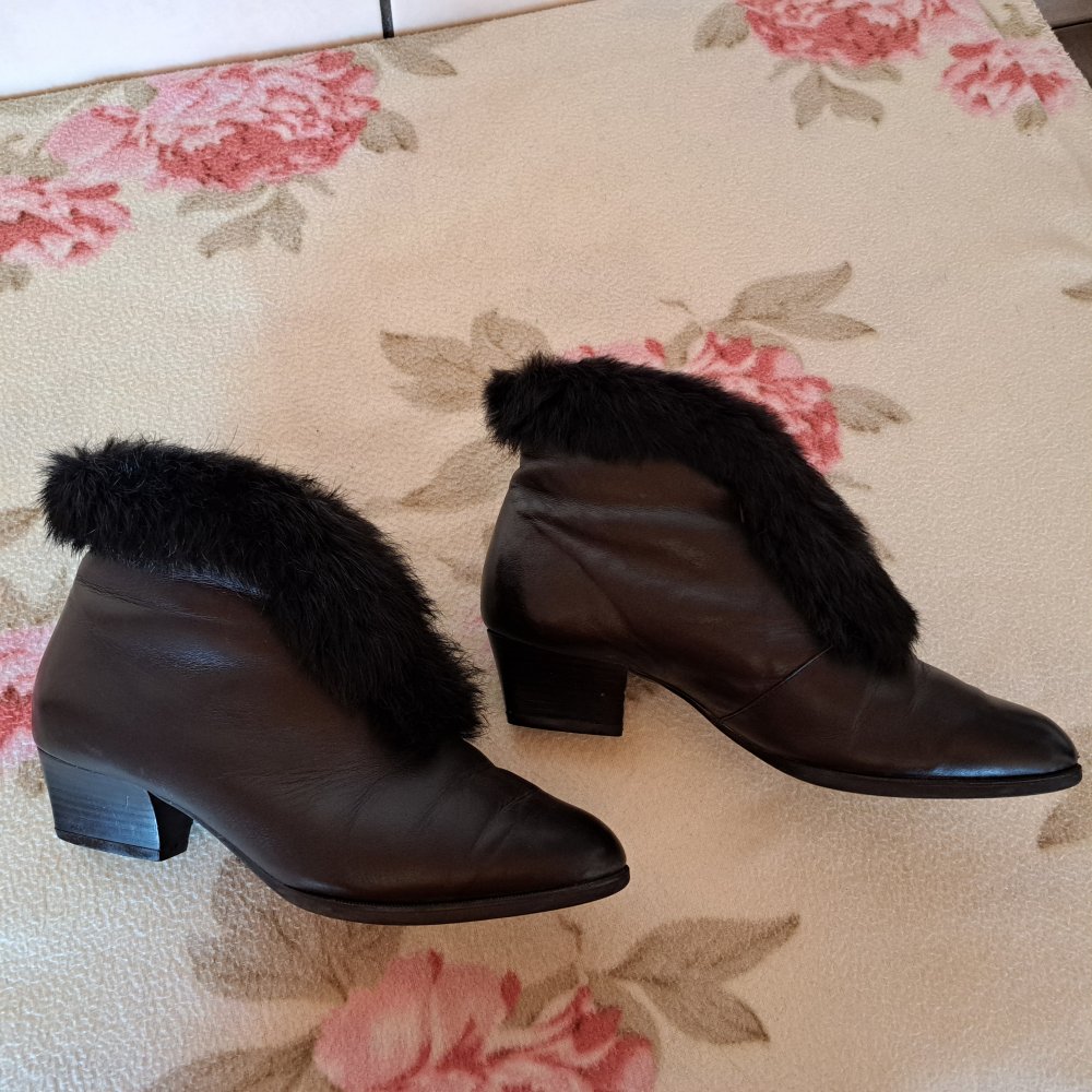 elegante Stiefeletten Leder schwarz Gr. 4 / 37 * kaum getragen