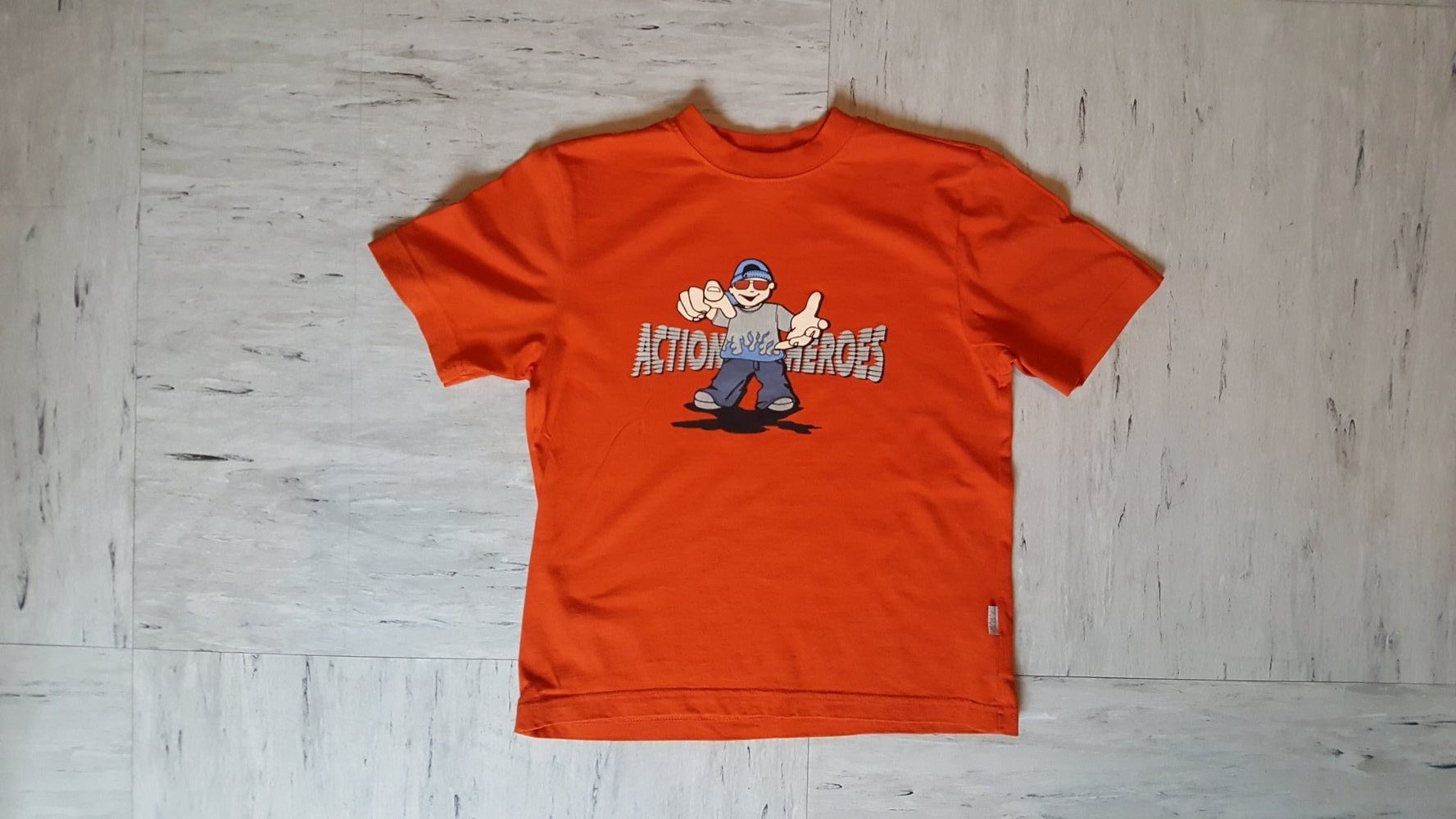 411. Neues T-Shirt Action Heroes, von WAXMAX, Gr. 152-158