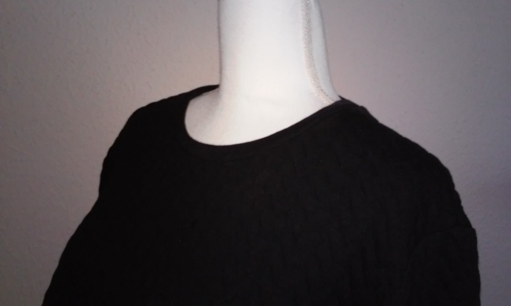Pullover tief schwarz langarm Markenpulli Baumwollpulli
