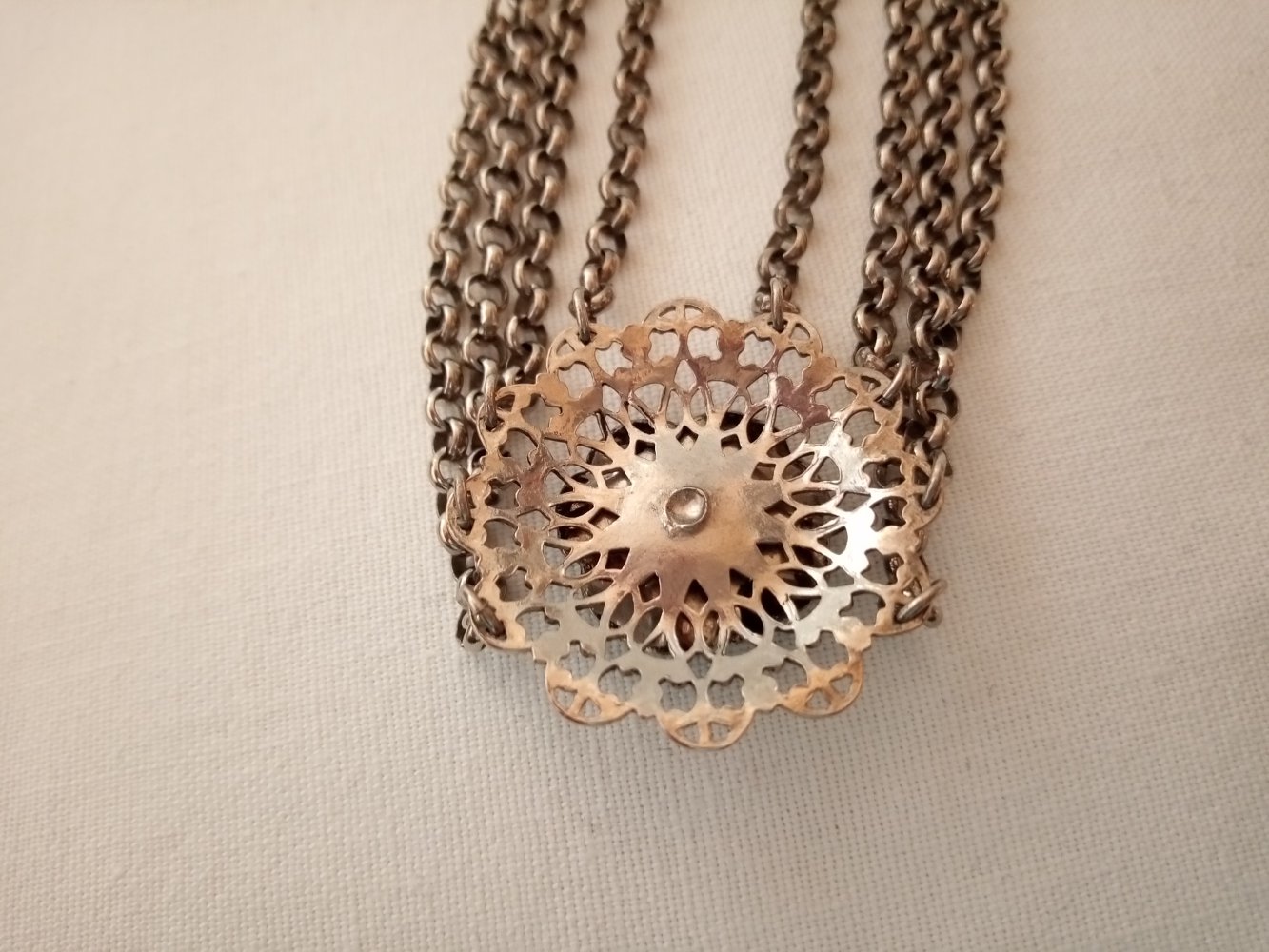 Collier Rose/Blüten-Designe,  3-kettig 