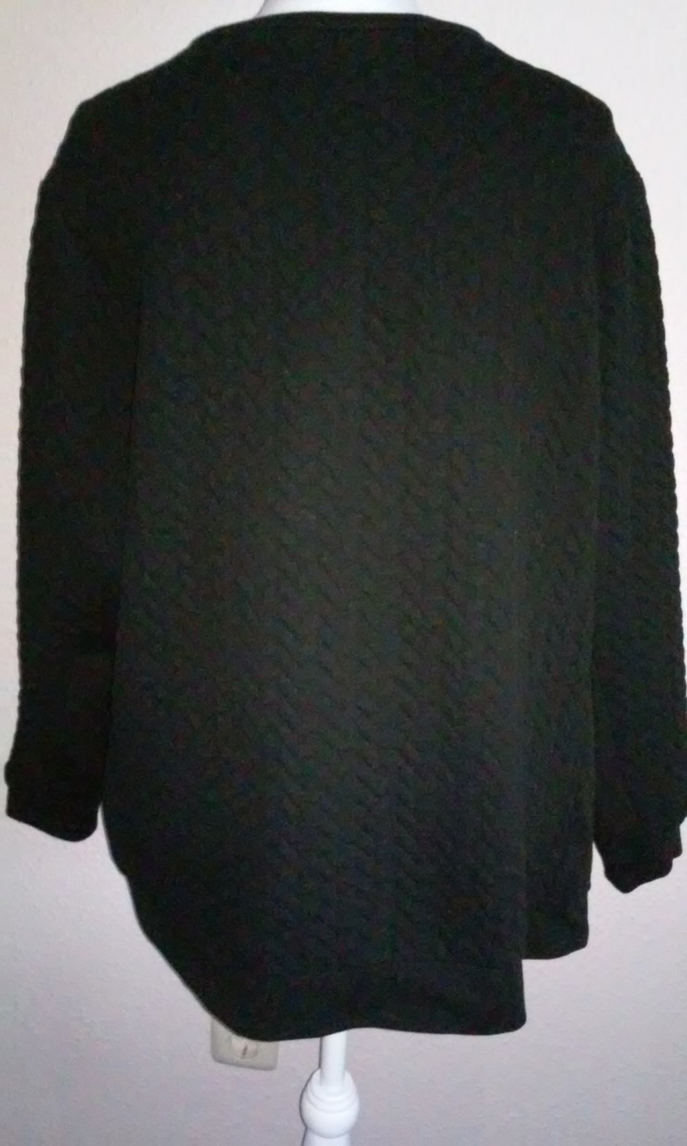 Pullover tief schwarz langarm Markenpulli Baumwollpulli