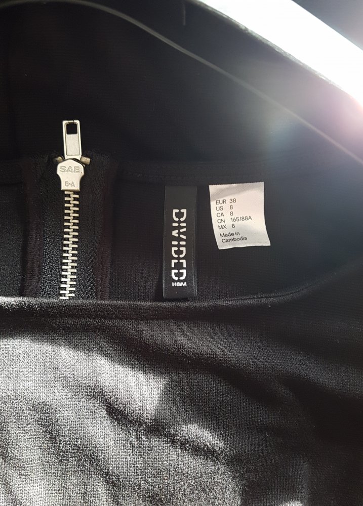 kurzes schwarzes Kleid