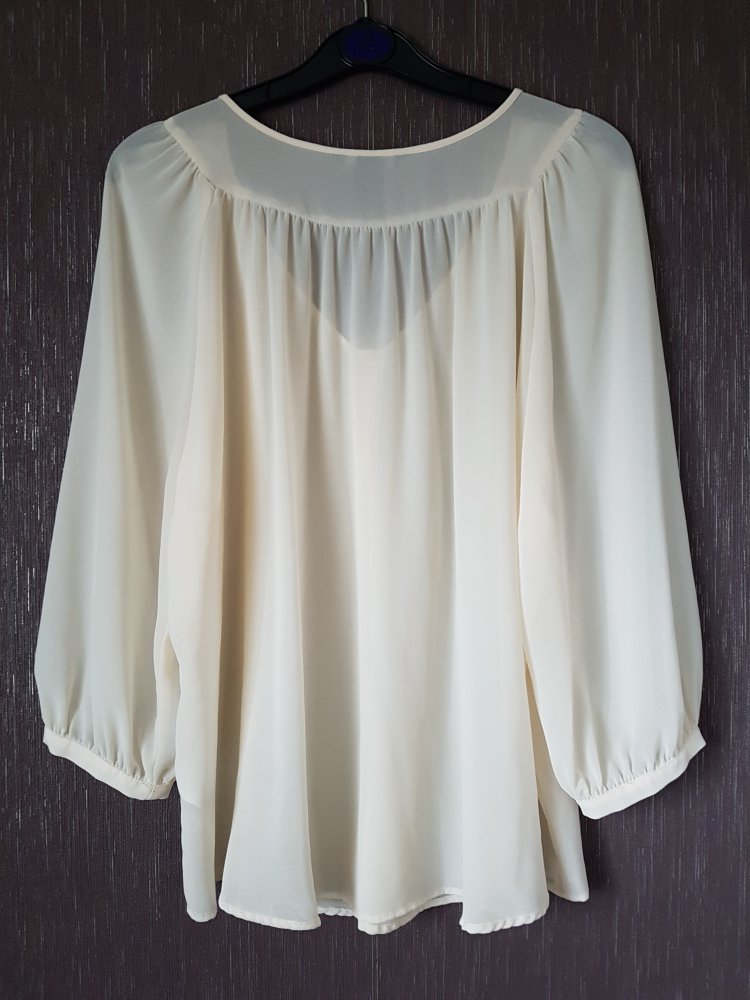leichte helle Bluse 