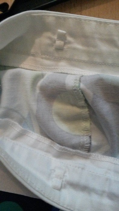 Trägerloses Kurzes Buntes Tanktop Kleid mit geometrischem Muster