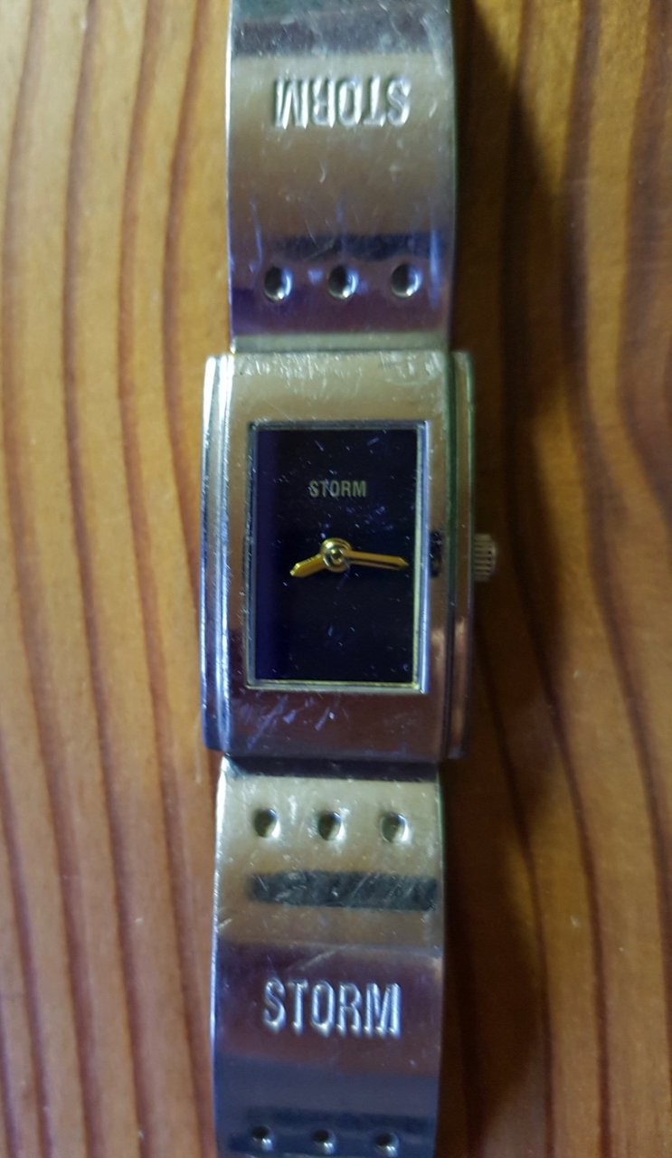 Damenuhr von STORM
