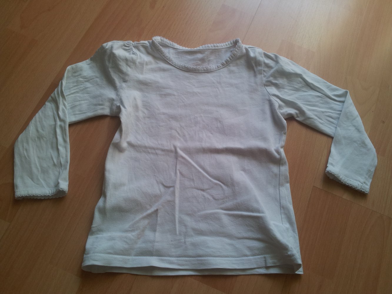 Pullover TCM weiß dezenter Druck in nude Gr. 98/104 