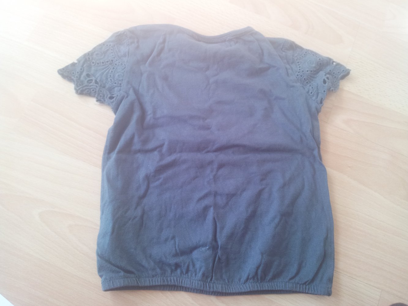 Shirt anthrazid Schmetterlinge Strass Cut-Outs Gr. 104