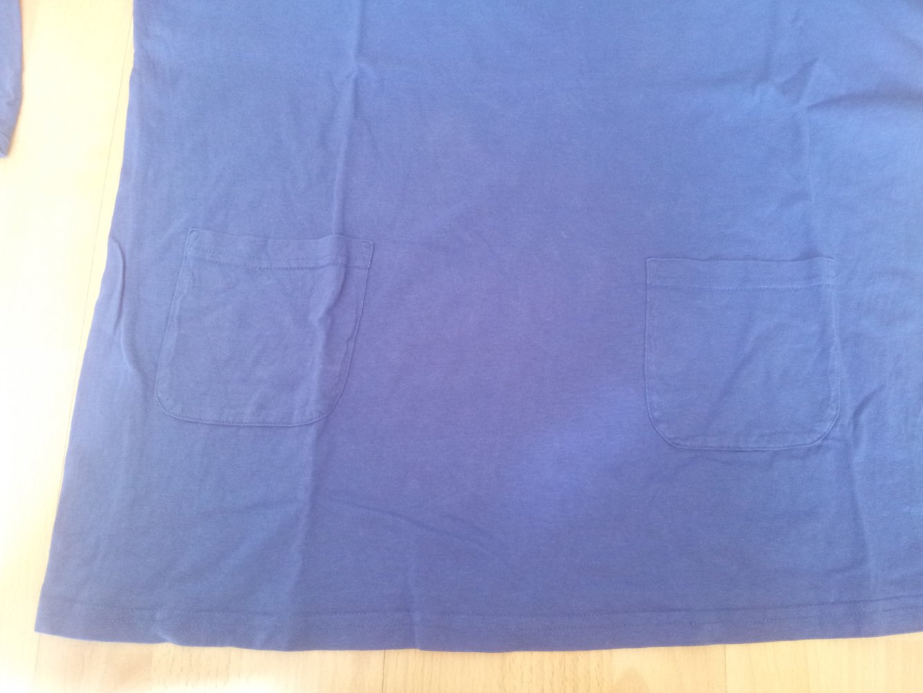 Pullover blau Gr. 46  mit kleinen Taschen