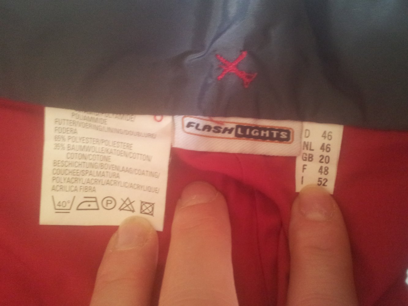 Hose rot Gr. 46 glatter Stoff NEU