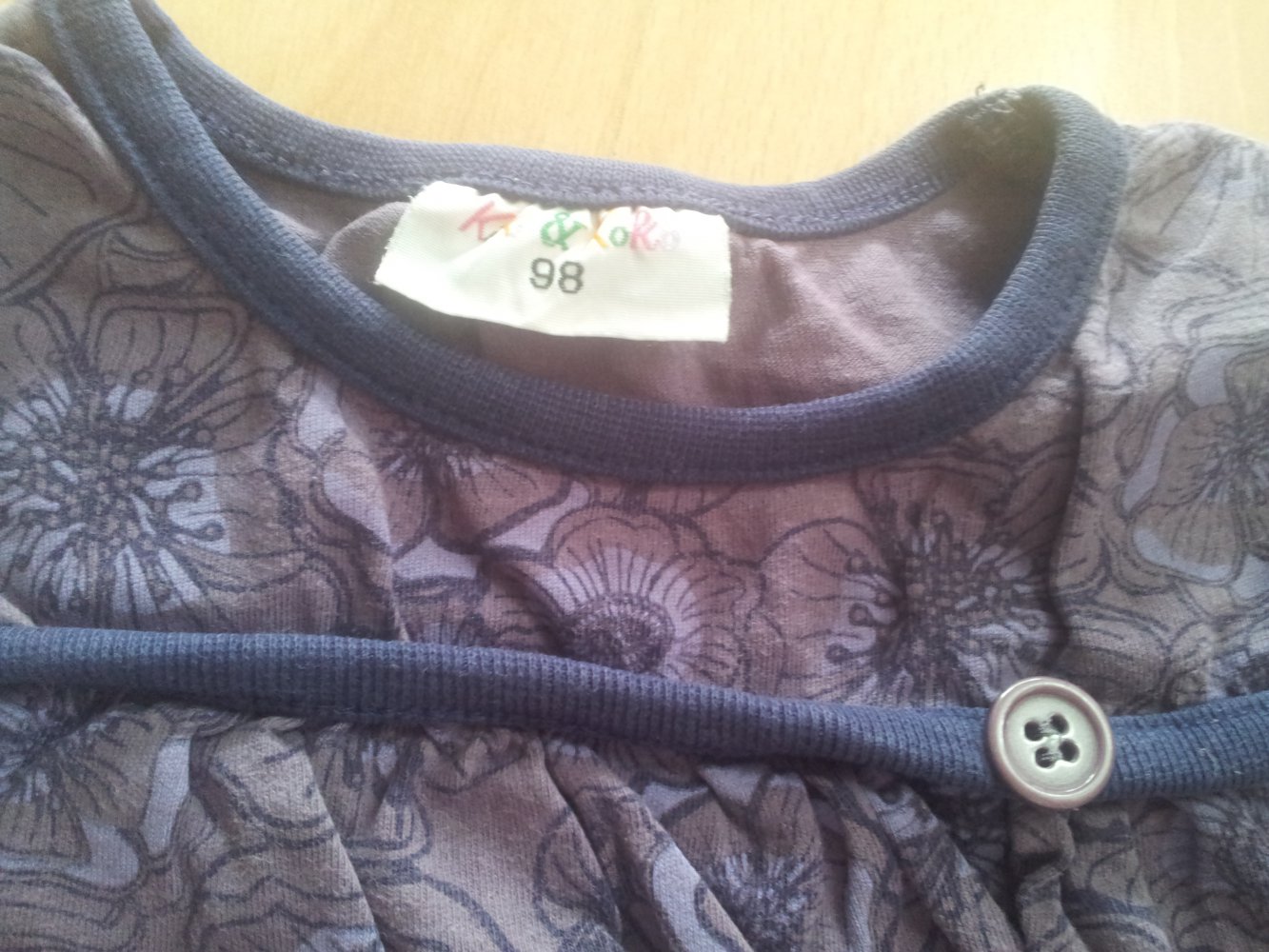  Pullover lila flieder Blumen Gr. 98
