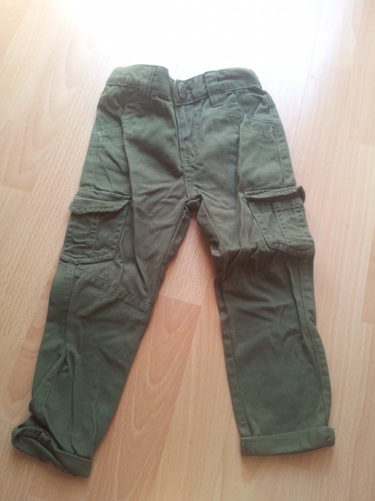  Hose khaki Gr. 92 NEU