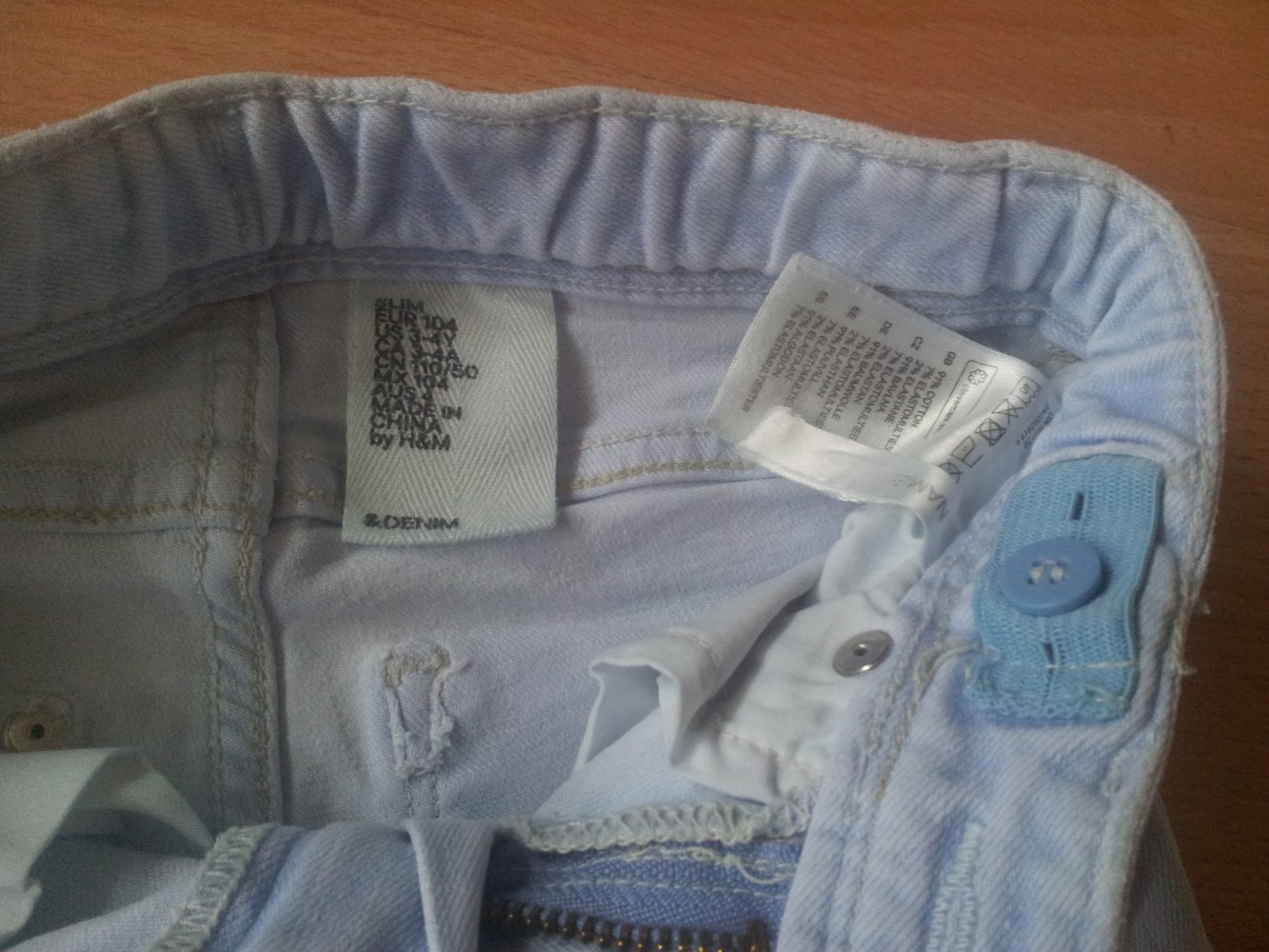  Jeans hellblau H&M Slim Used-Look Gr. 104