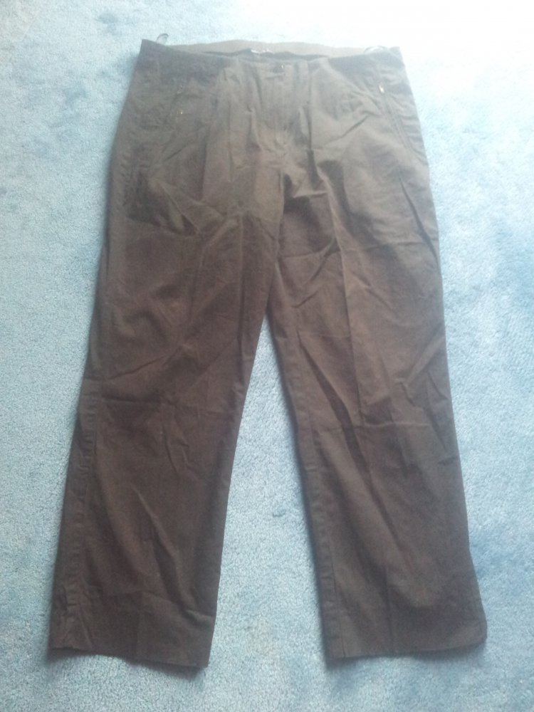 Hose schwarz Gr. 46