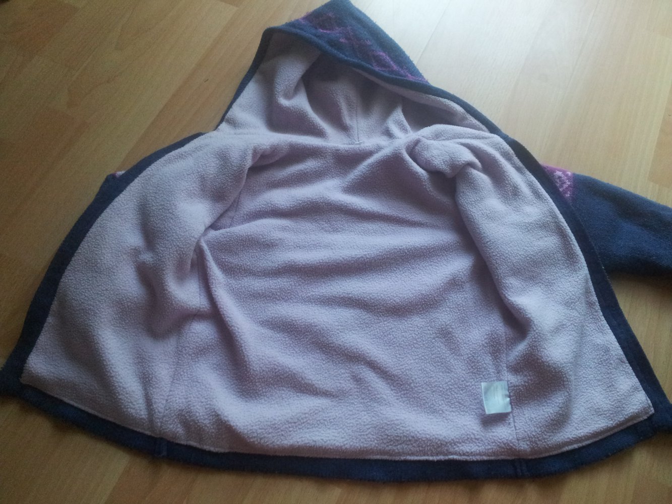 gefüttert Strickjacke lila rosa dunkelblau Kapuze Gr. 98