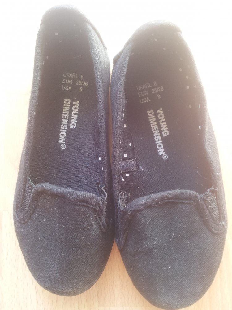  Ballerinas schwarz Gr. 25/26