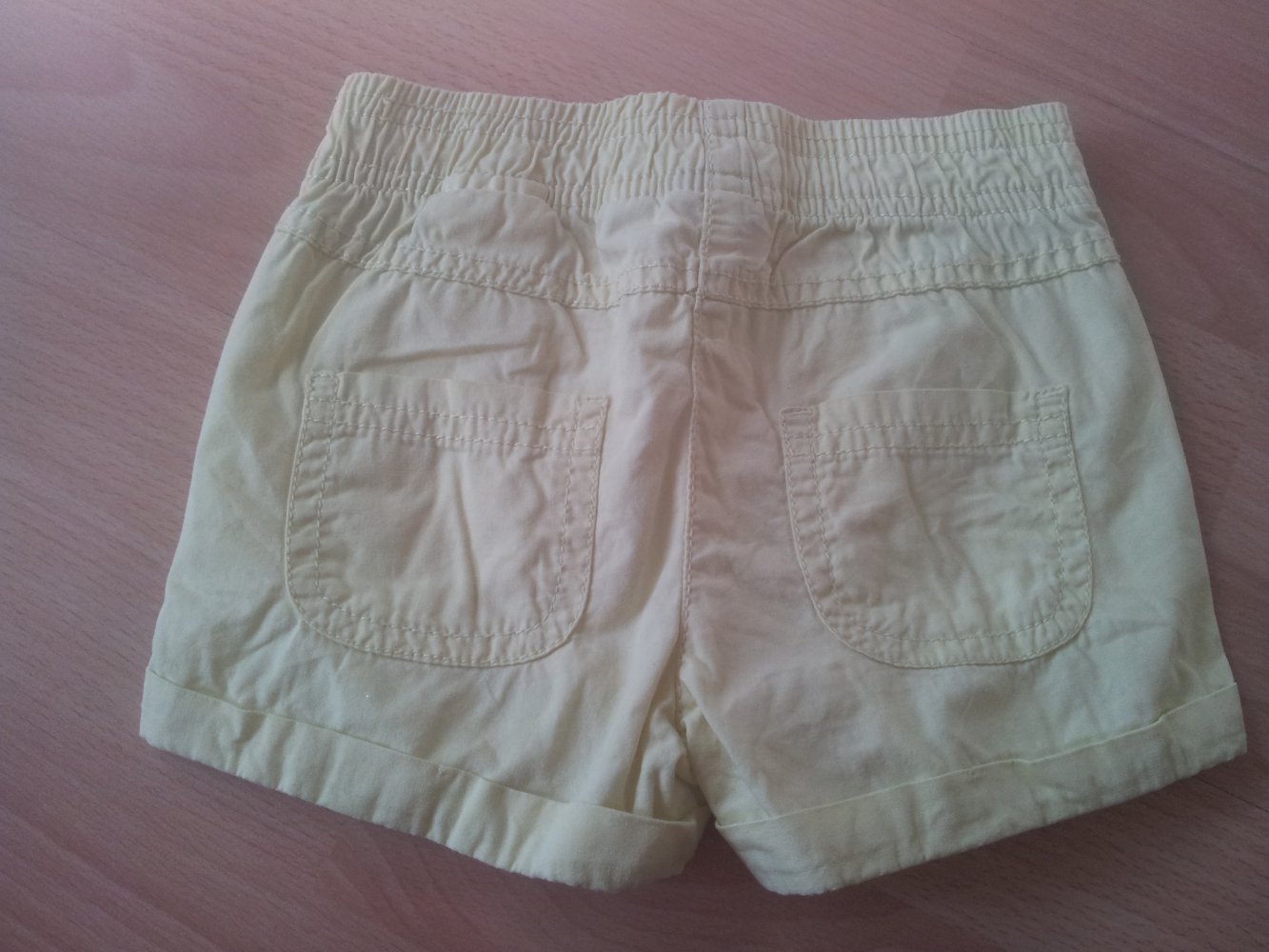 kurze Hose gelb Gr. 86/92