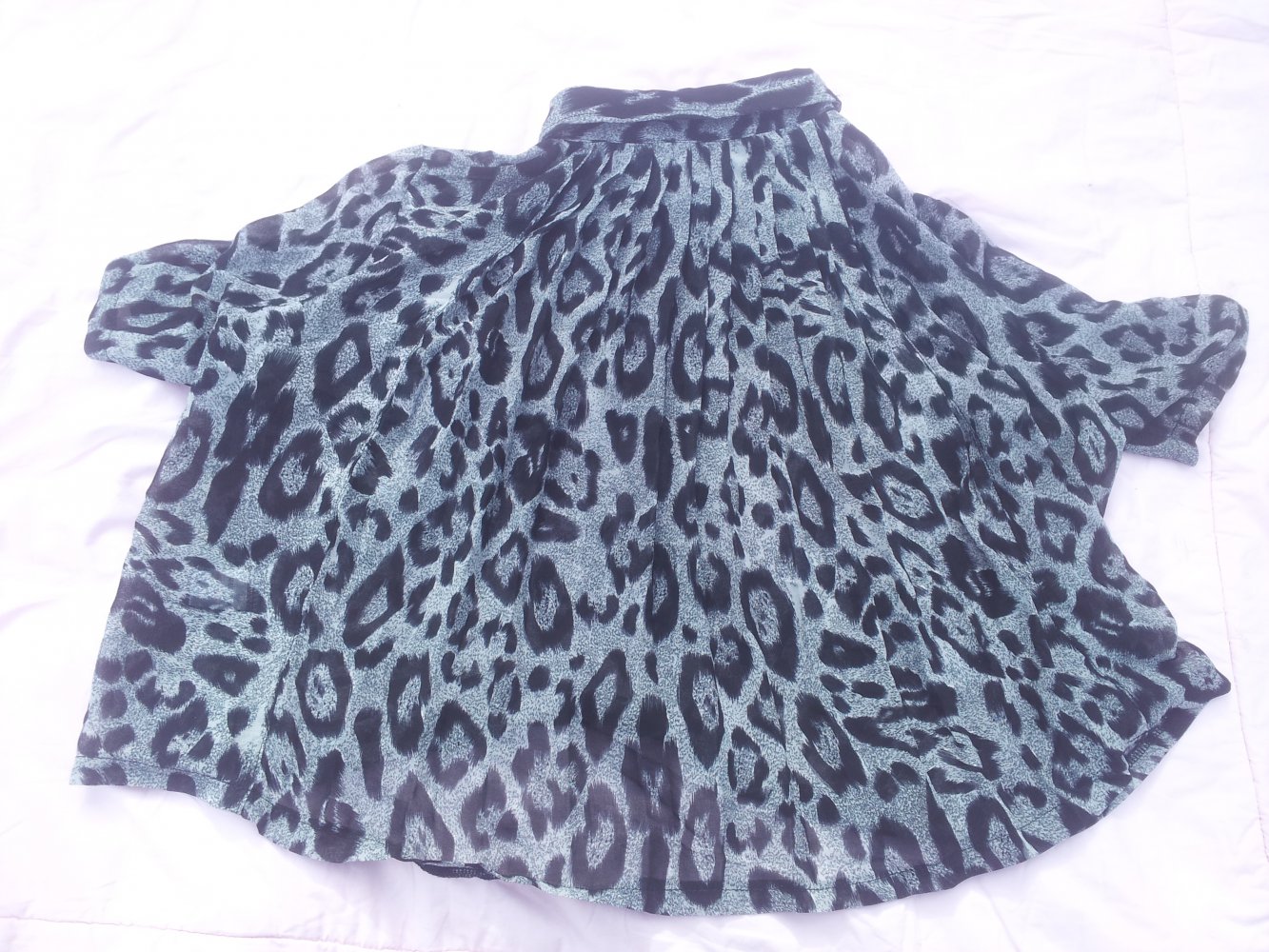Bluse Leopard schwarz grau Glamorous Gr. M durchsichtig