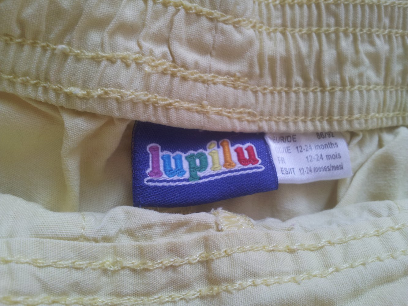  kurze Hose Hotpants gelb Gr. 86/92 