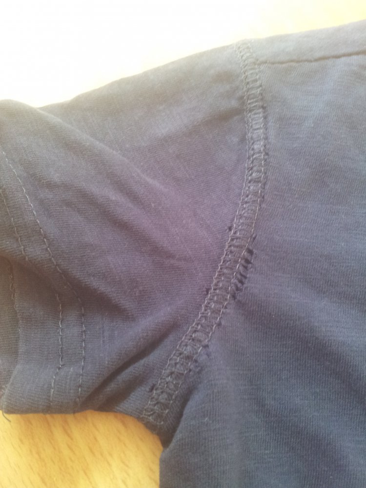 Shirt dunkelblau blau hellblau Roboter Gr. 104 