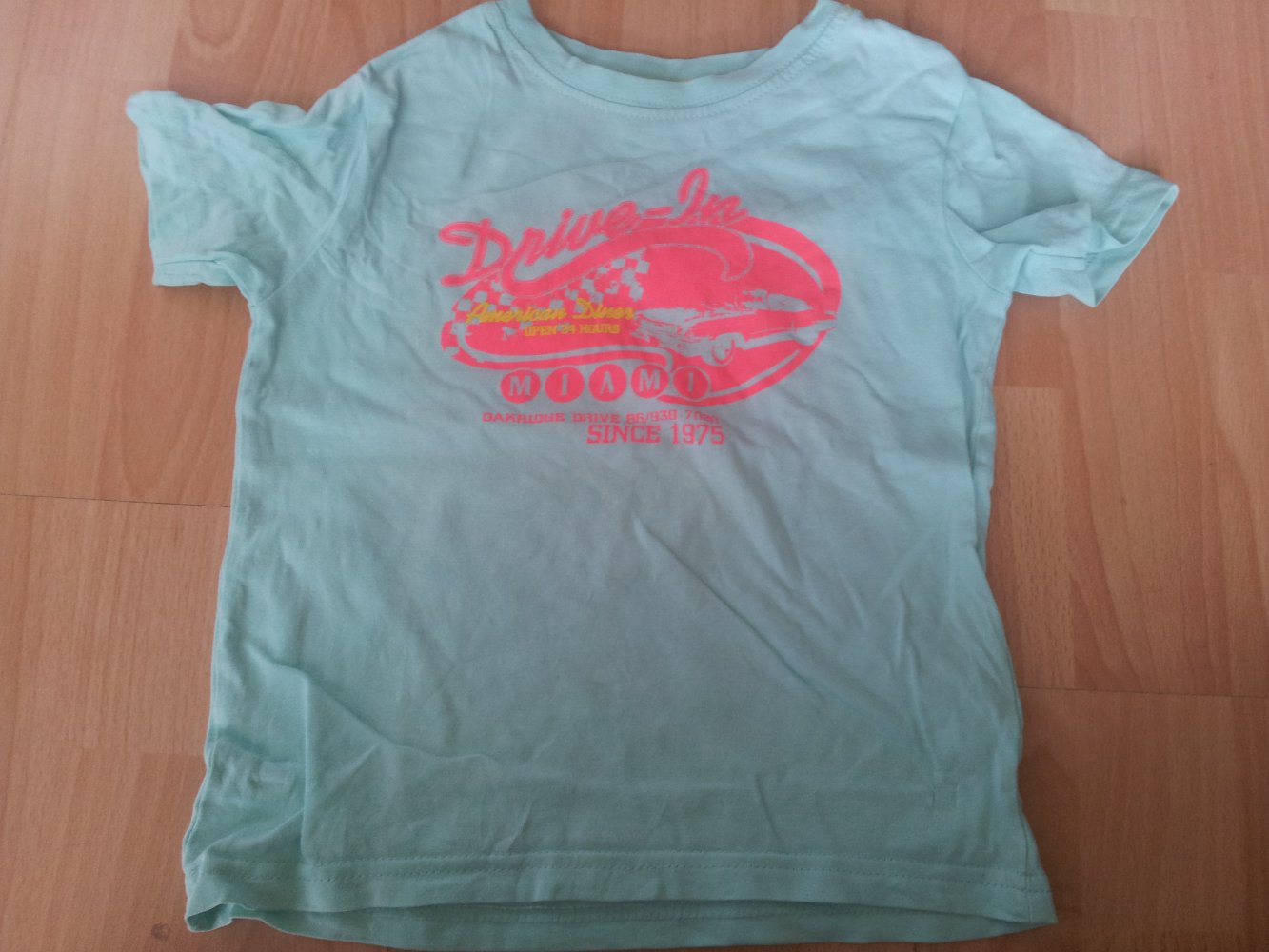 T-Shirt türkis mint gelb neonrot Autos Gr. 98/104