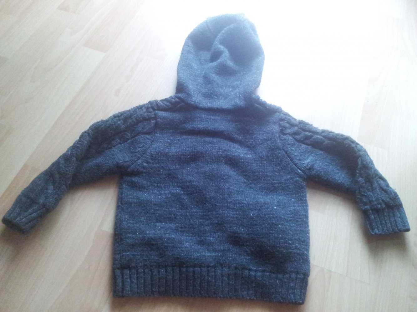 gefüttert Strickjacke grau  Zopfmuser Gr. 104 