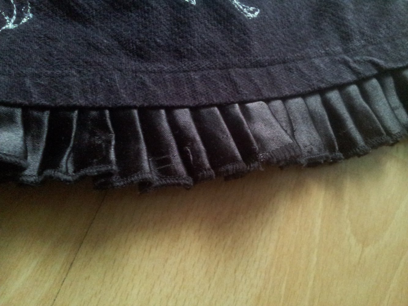 Kleid braun  C&A Blumen Stickerei Pailletten Gr. 86 