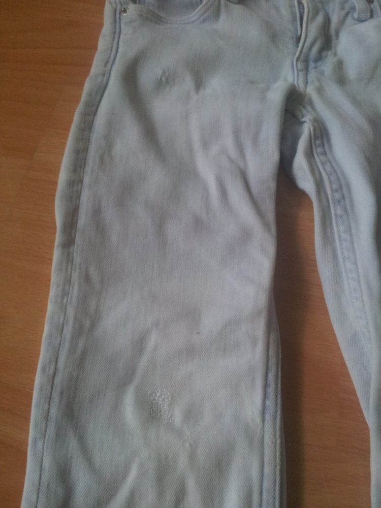  Jeans hellblau H&M Slim Used-Look Gr. 104