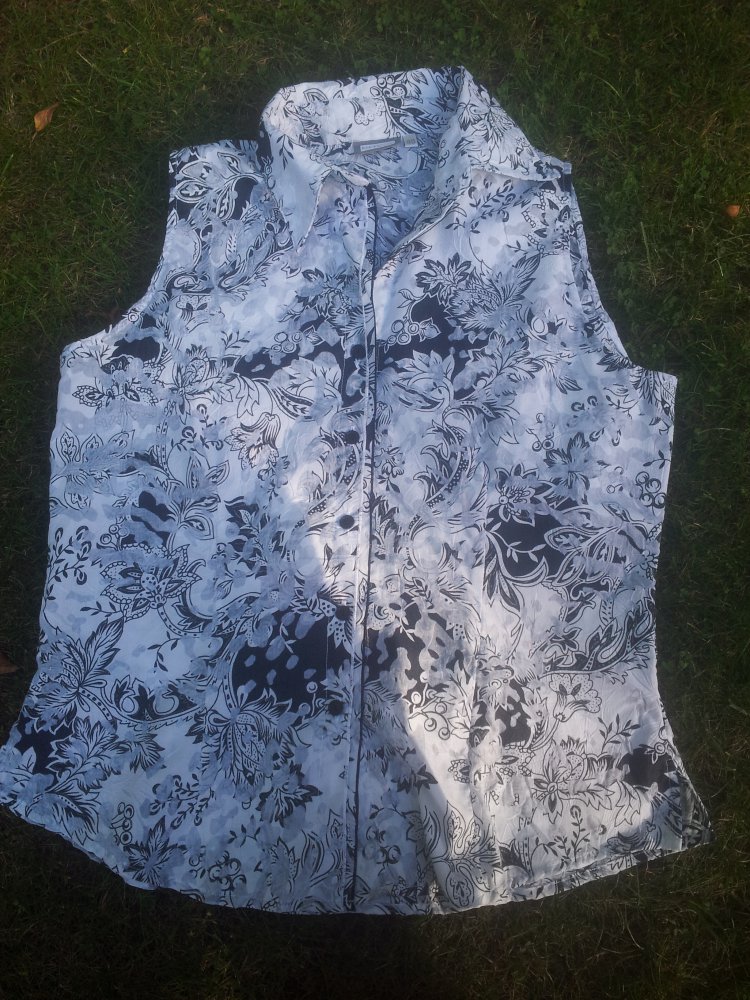 Bluse Chicc schwarz weiß ohne Ärmel Größe 40