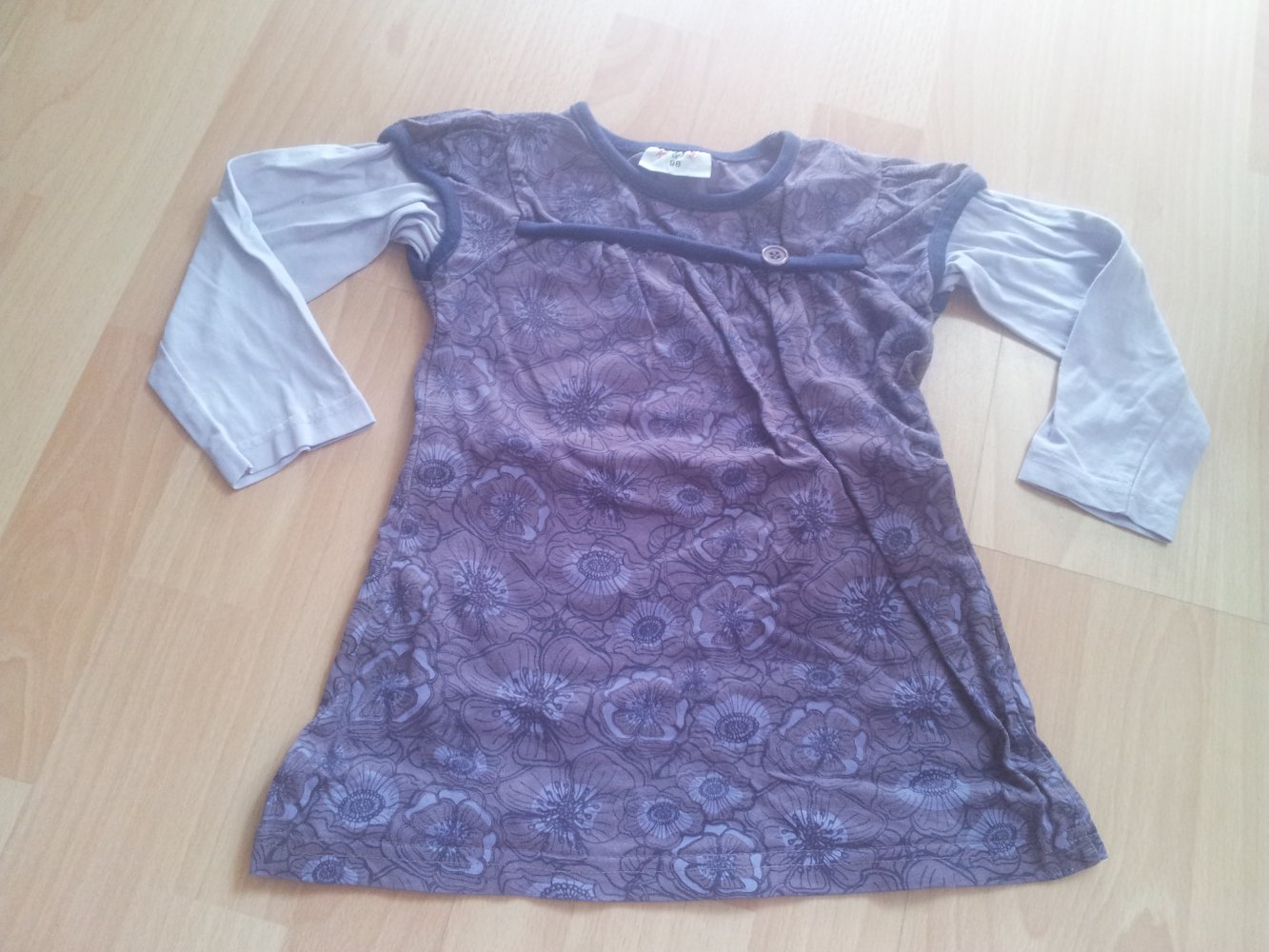  Pullover lila flieder Blumen Gr. 98