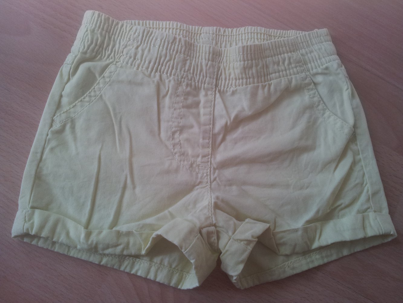 kurze Hose gelb Gr. 86/92