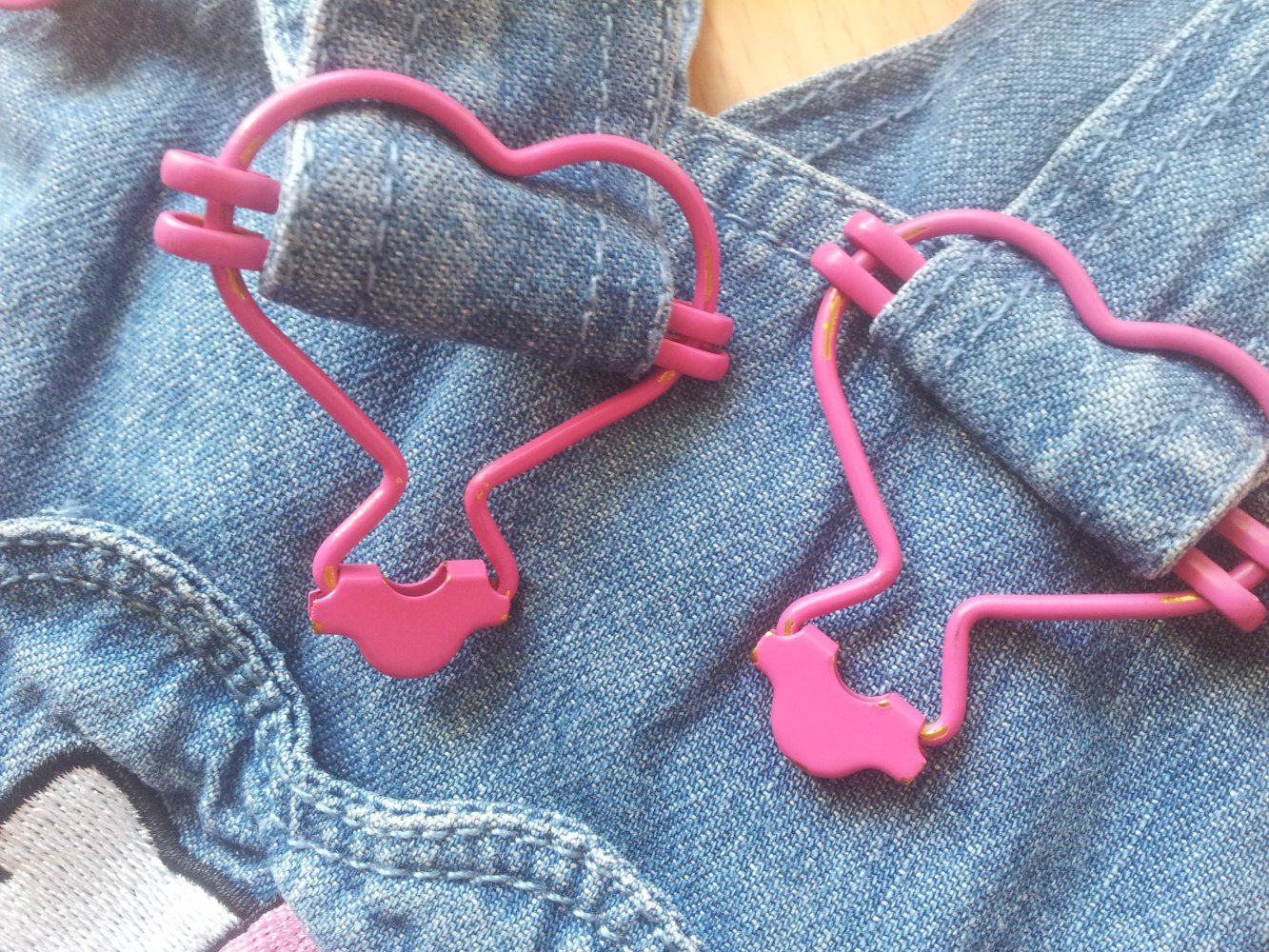 Jeanskleid Kleid Latzkleid Hello Kity blau Gr. 98