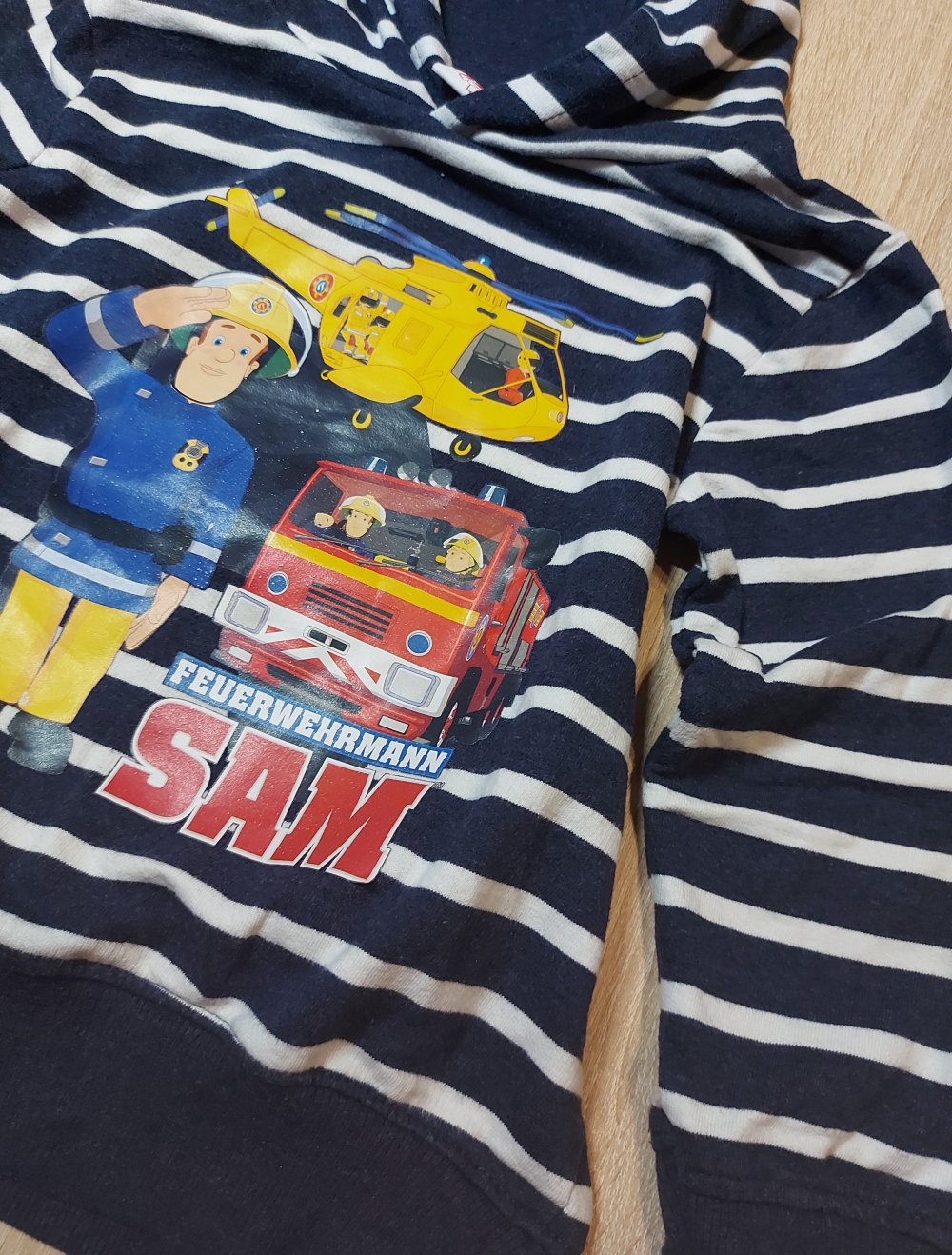 Kapuzenshirt Größe 116 Feuerwehr Mann Sam