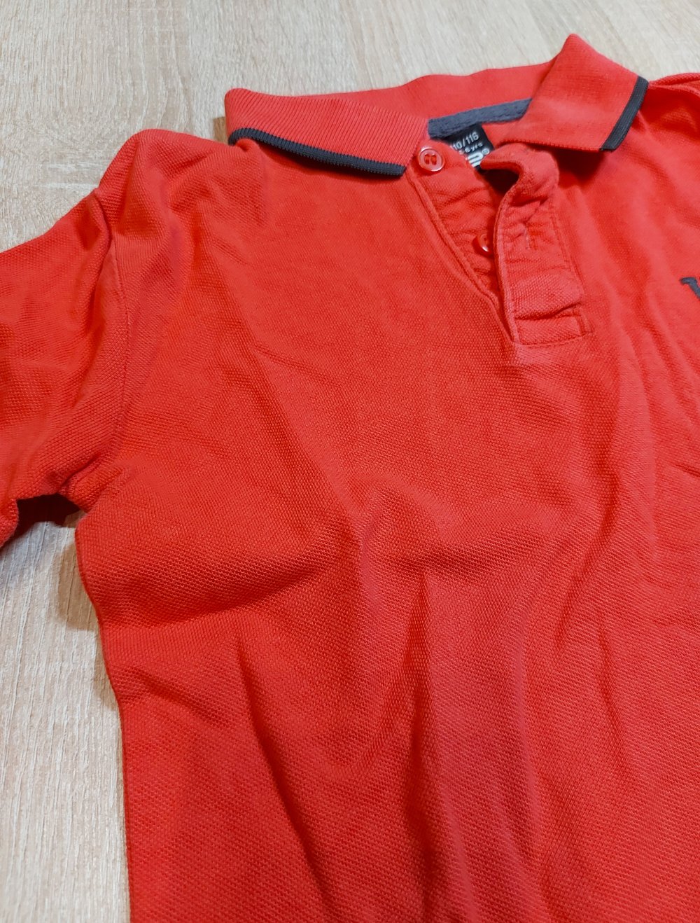 Korallenrotes Poloshirt Größe 110/116  von 1982