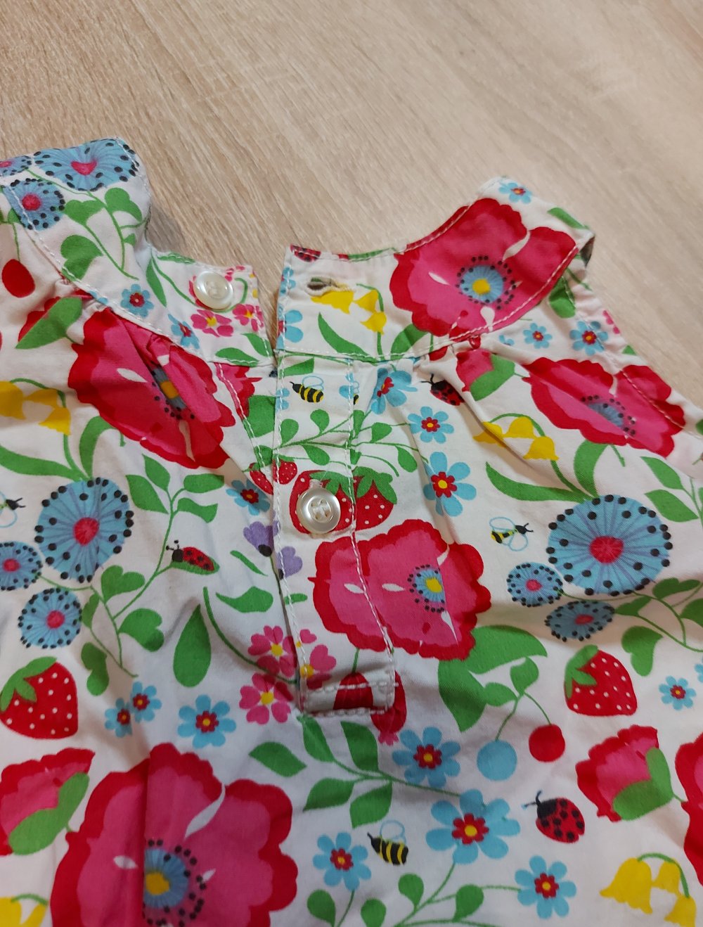 Ärmelloses Kleidchen Größe 74 H&M