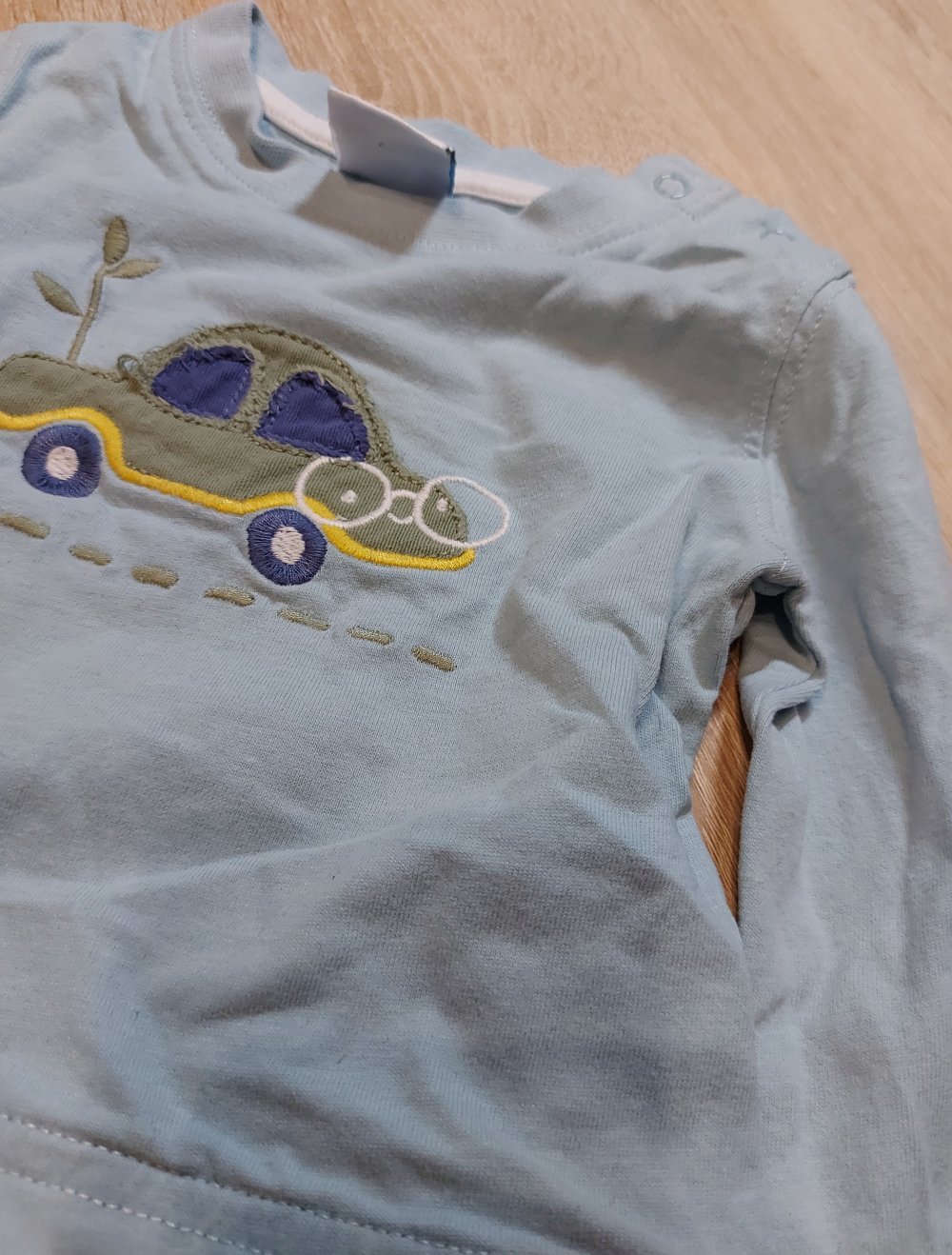 hellblaues Langarmshirt Größe 68 Wunderbärchen