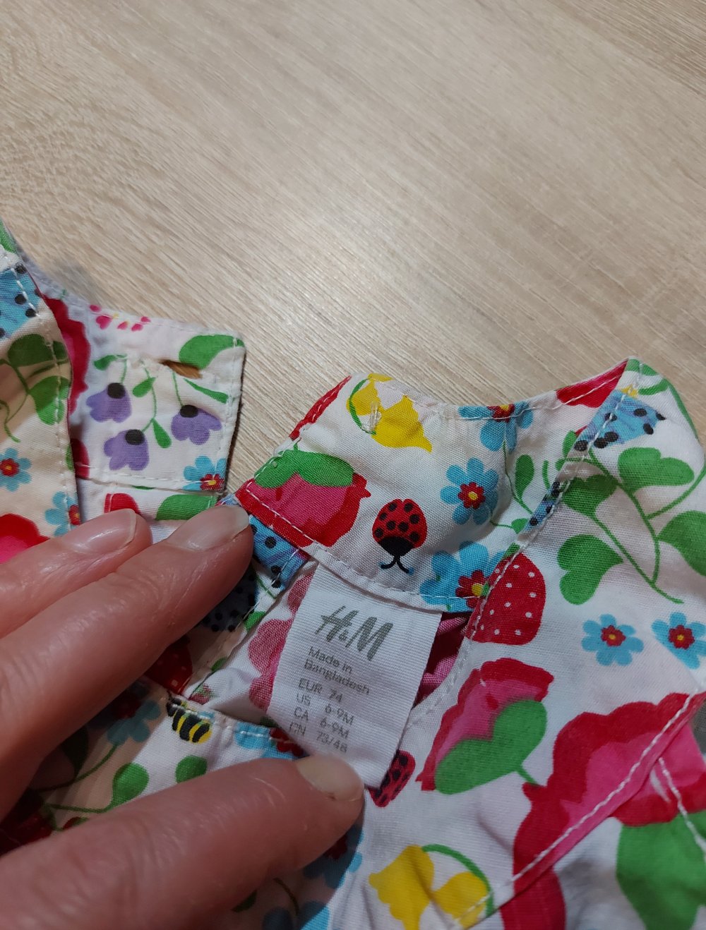 Ärmelloses Kleidchen Größe 74 H&M