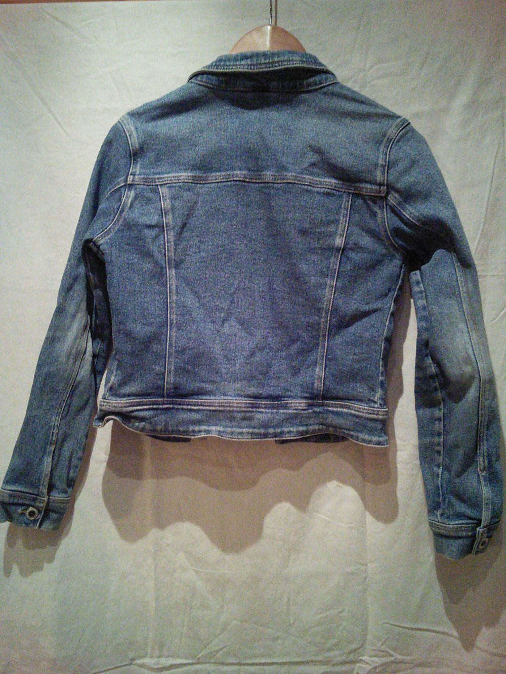 Schmuckelige Jeansjacke