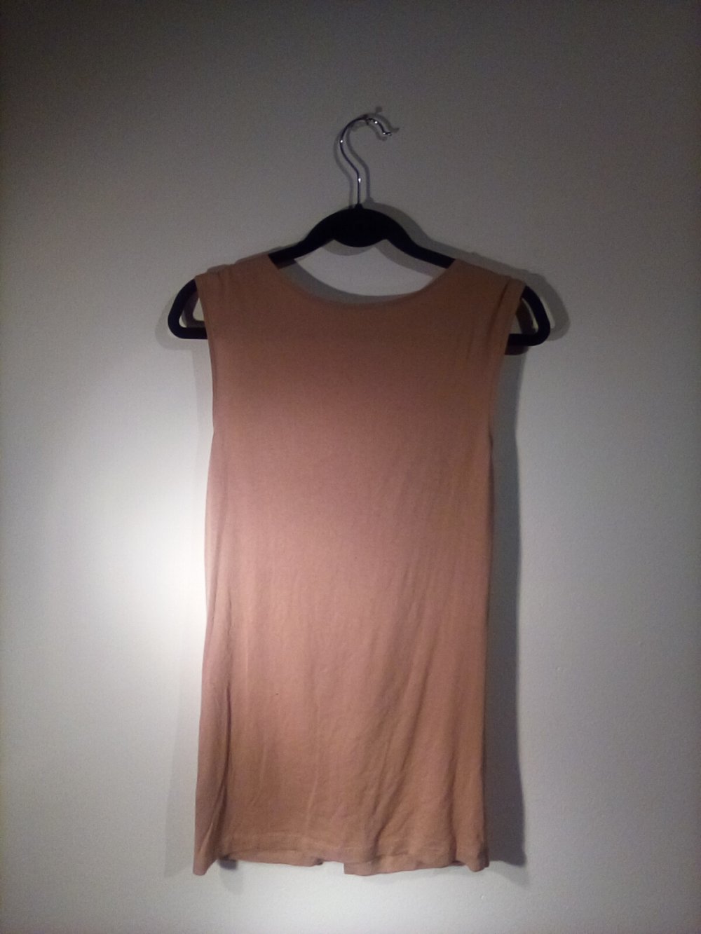 Schickes karamellfarbenes Top