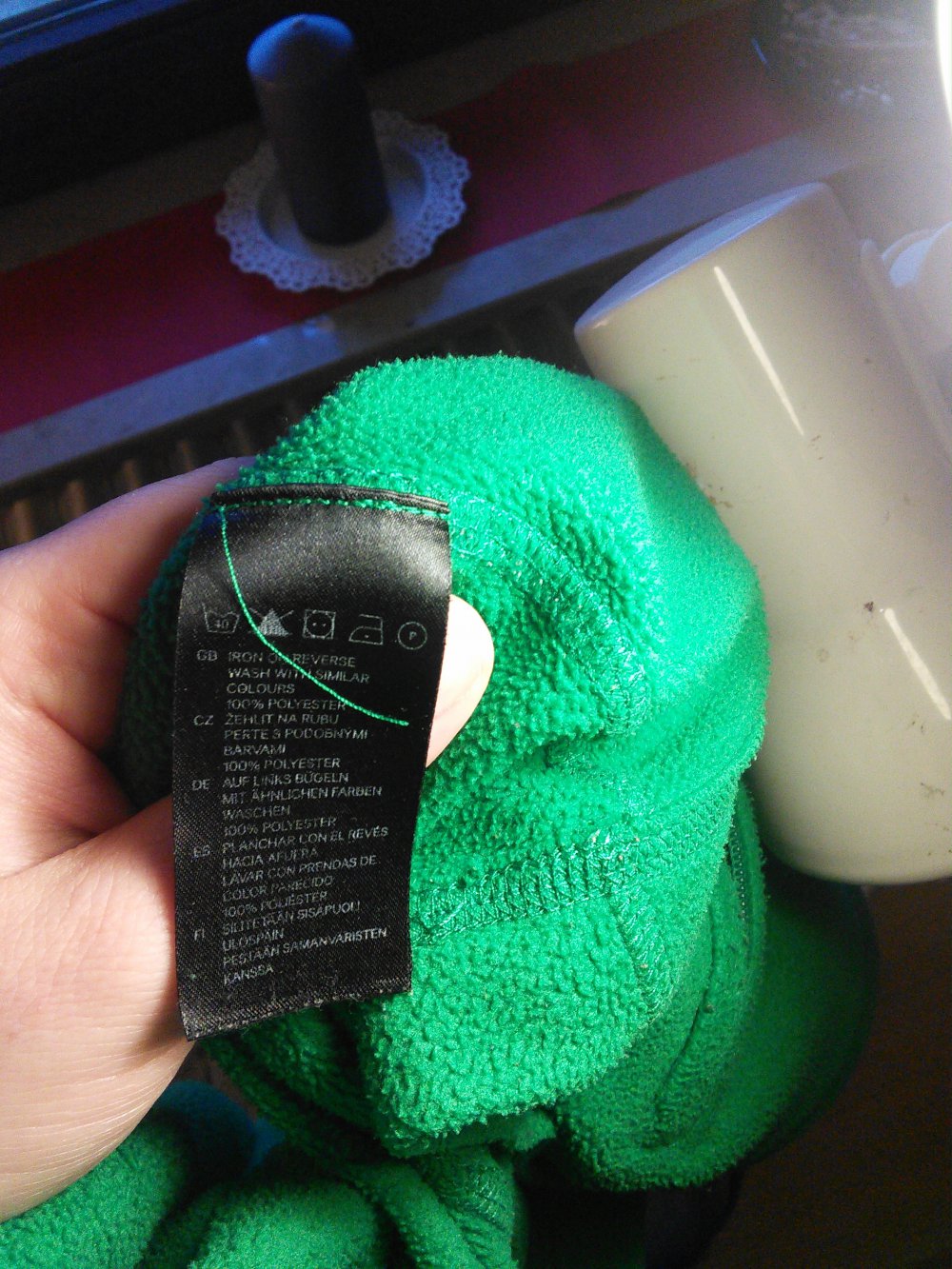 Kuschelige grüne Fleece-Sportjacke