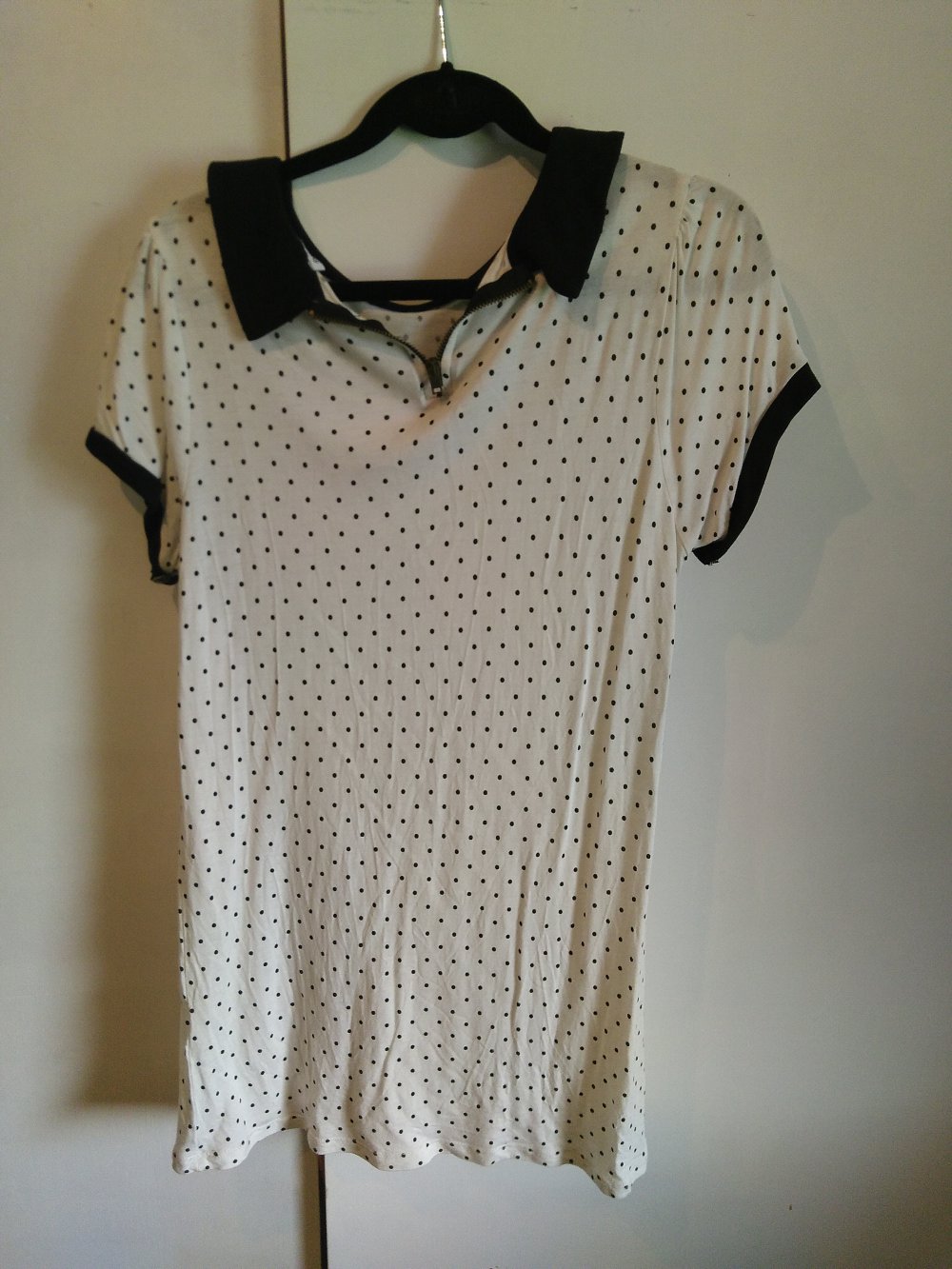 Cooles Retro-Punkte-Shirt