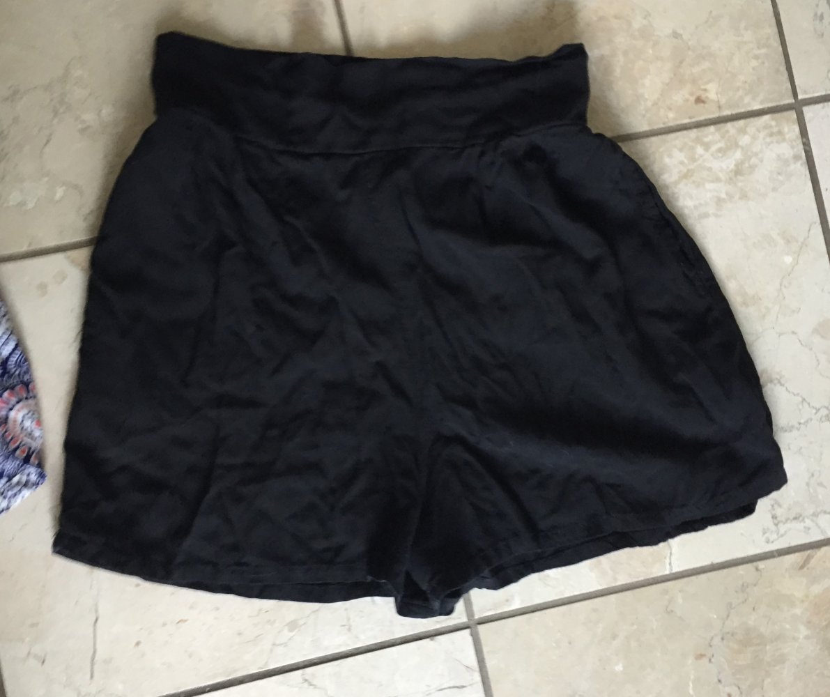 Only Mädchen Viskose Shorts Gr.XS weiß bunt