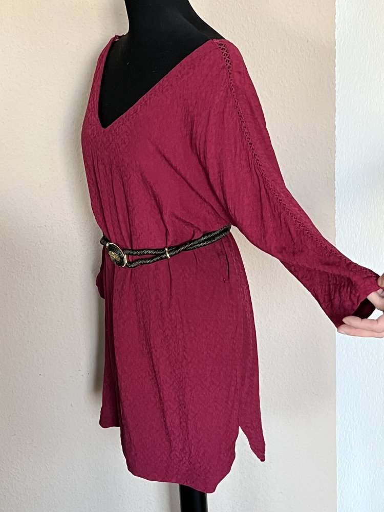 Vila Clothes Tunika Kleid Gr.S in weinrot mit dezentem Muster im Stoff