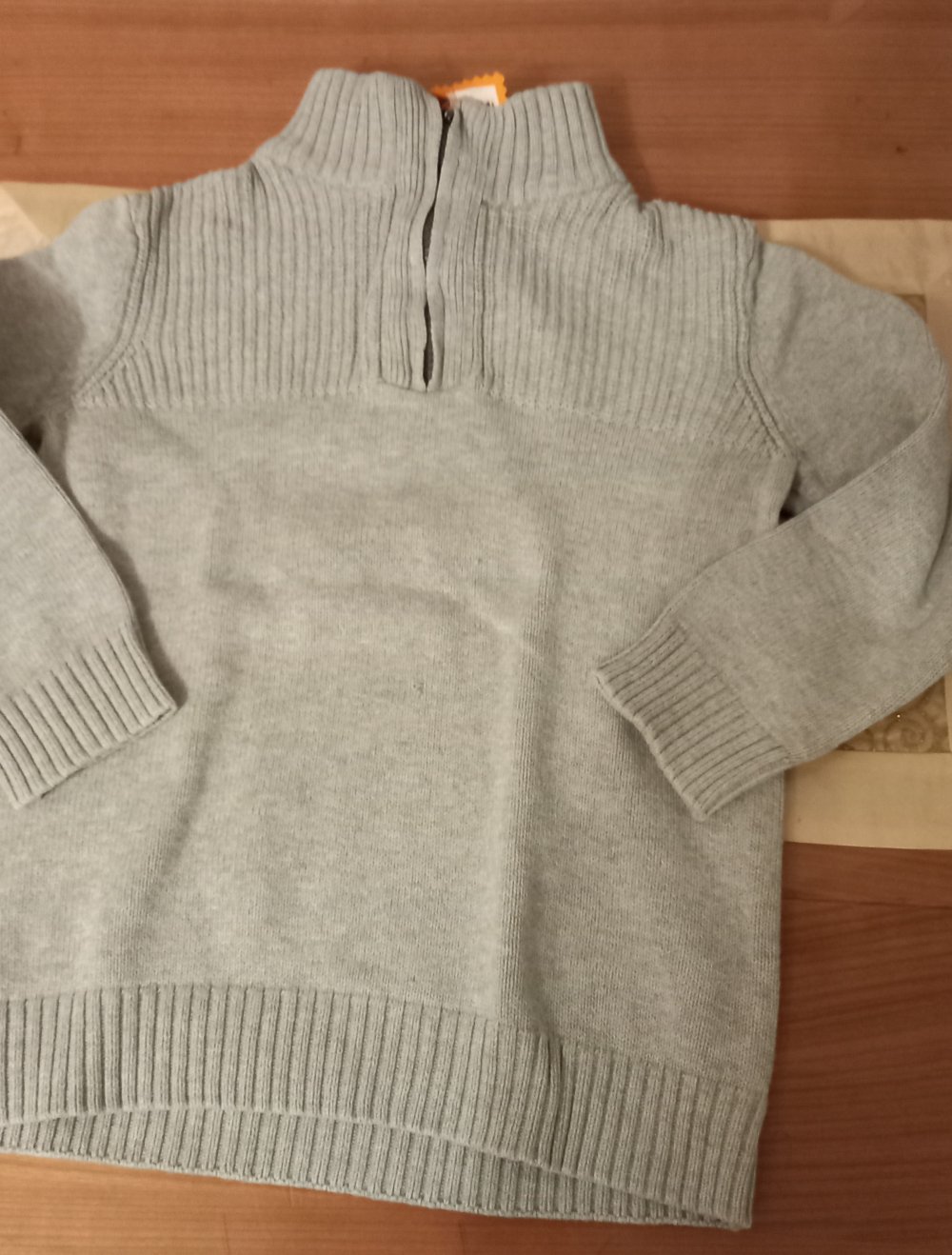 Grauer Pulli Gr. 110/116