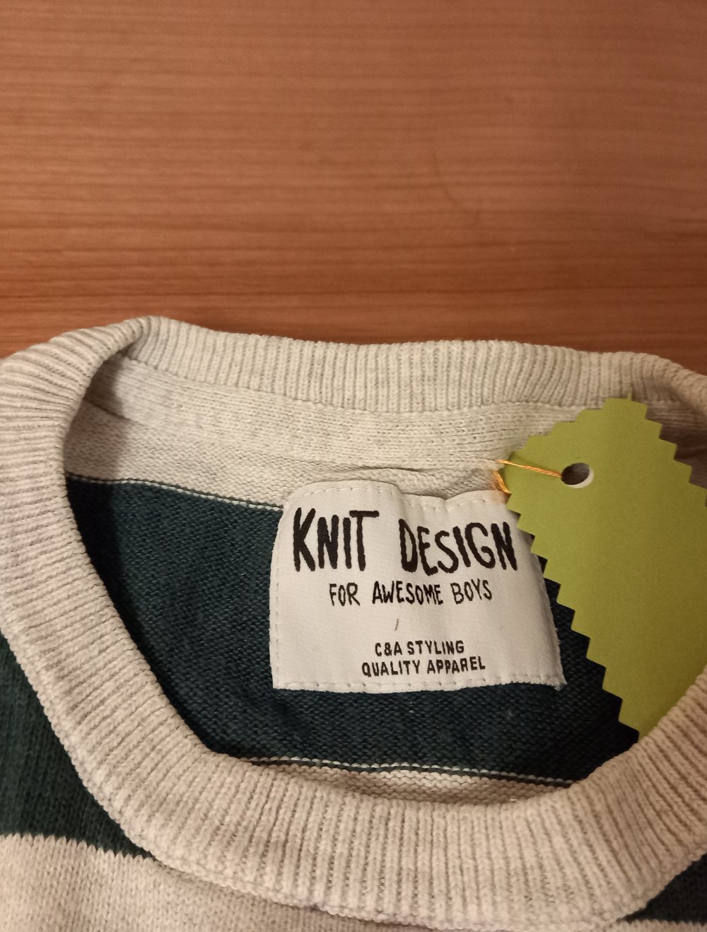 dünner Pulli Gr. 122