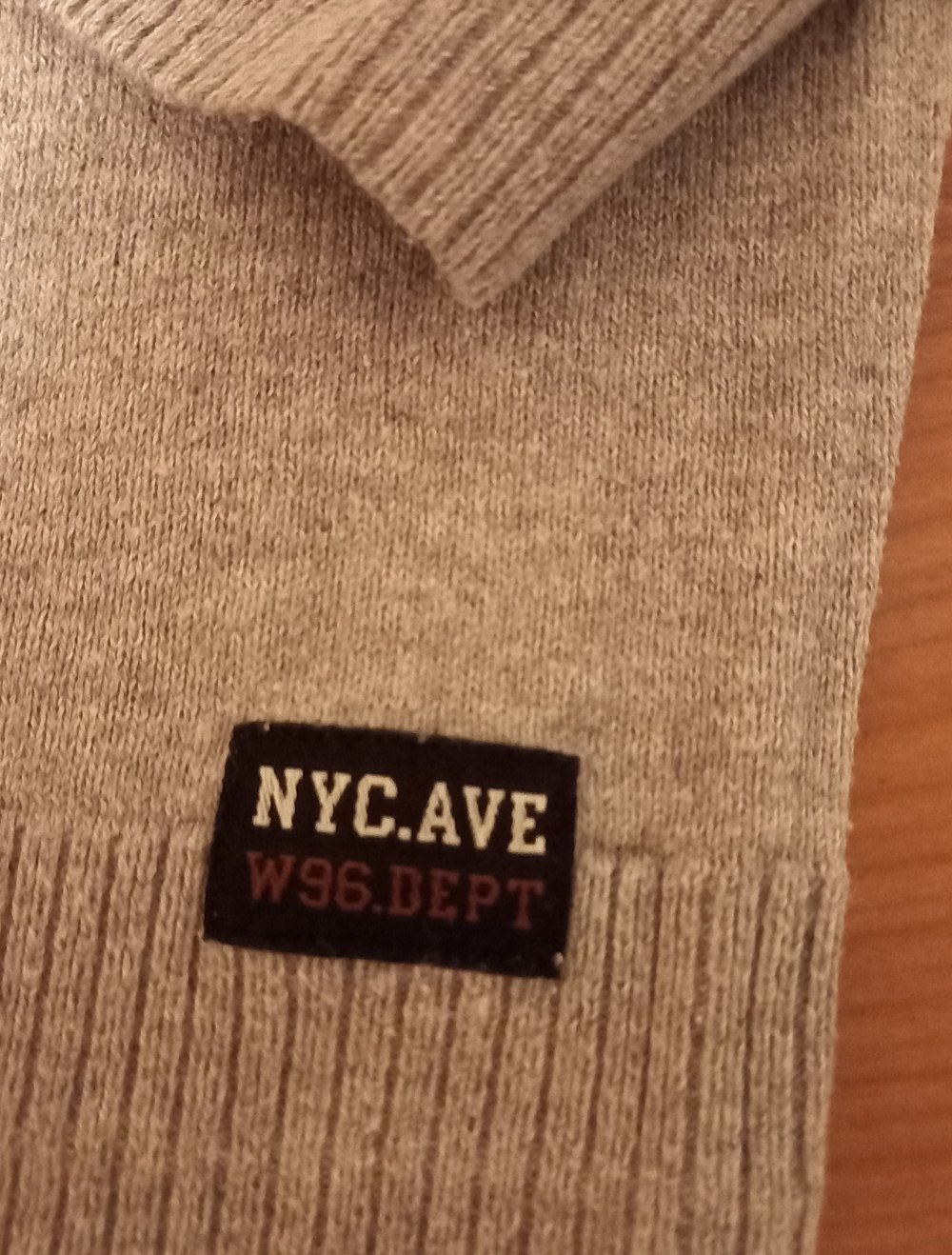 dünner Pulli Gr. 122