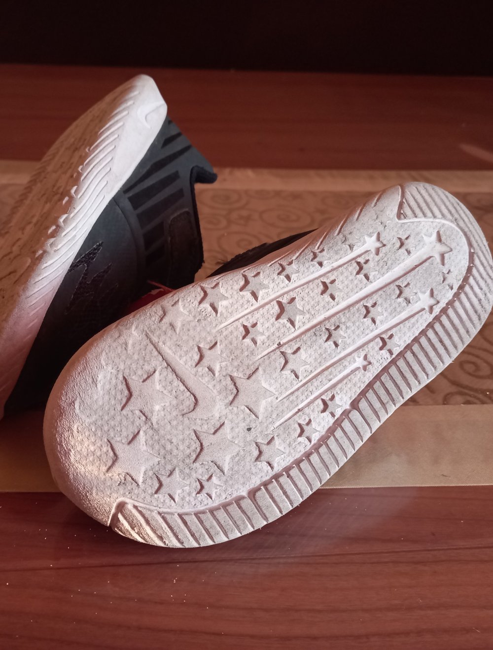 Nike Turnschuhe Gr. 25